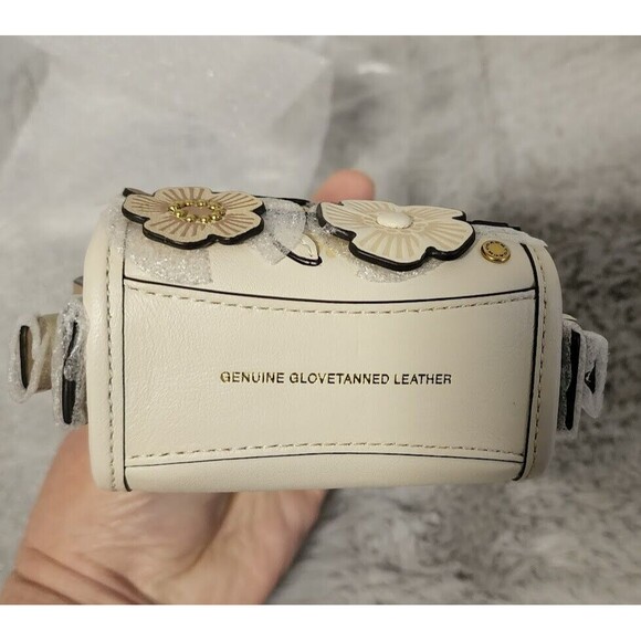 COACH 1941 Rogue Mini Charm TEA ROSE Chalk /Gold NWT - Picture 10 of 10